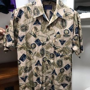 Men’s Hawaiian shirt